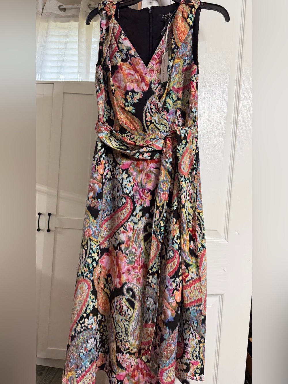 Floral Paisley V-Neck Sleeveless Maxi Dress - Black Multicolor